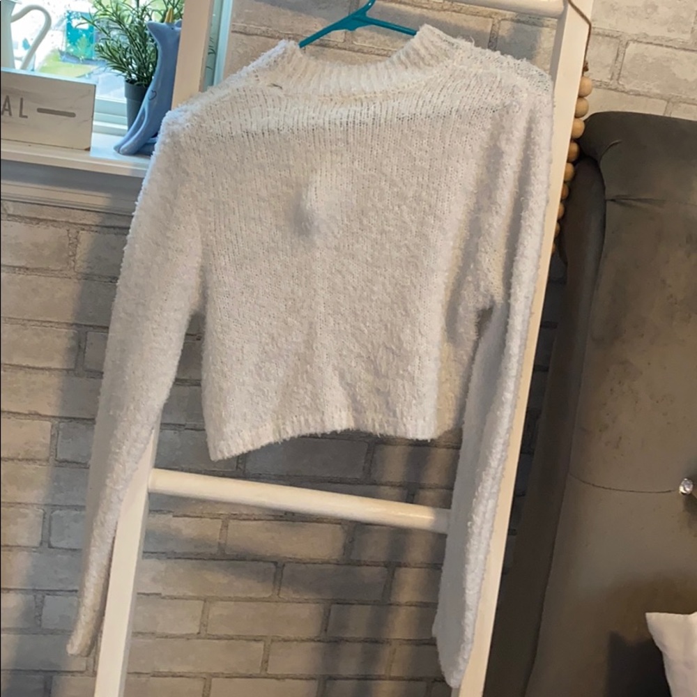 Cropped white sweater
